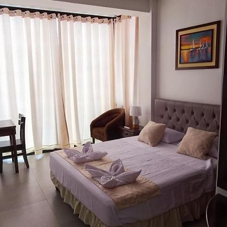 Mantarraya Bed & Breakfast ปูแอร์โต บาเกริโซ โมเรโน ภายนอก รูปภาพ