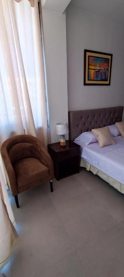 Mantarraya Bed & Breakfast ปูแอร์โต บาเกริโซ โมเรโน ภายนอก รูปภาพ