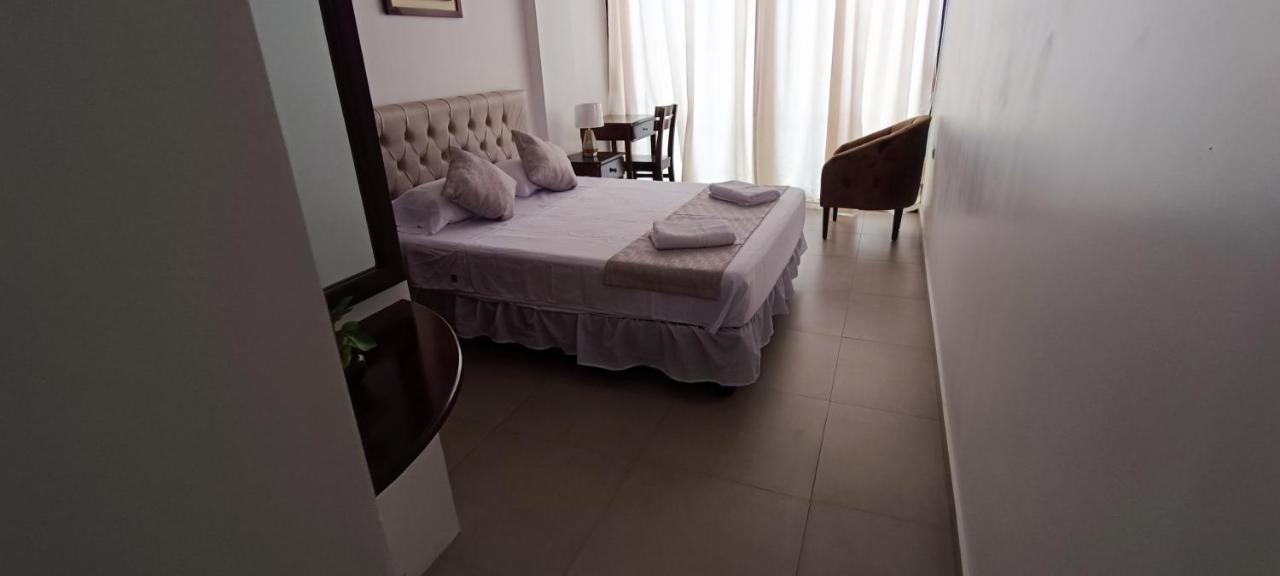 Mantarraya Bed & Breakfast ปูแอร์โต บาเกริโซ โมเรโน ภายนอก รูปภาพ
